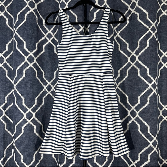 White and Blue Striped Dress - Picture 2 of 4